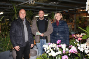 Spendenübergabe an Vorstand Josef Aigner und Kassiererin Margit Schuder im Dezember 2018